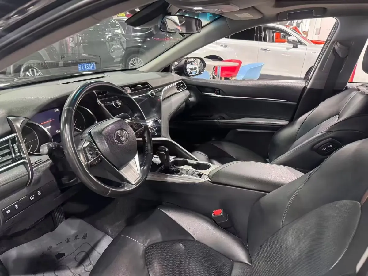 2019 Toyota Camry 2.5L 178HP L4 E-CVT Hybrid,autocango,china used car exporter,china ev exporter,chinese used car exporter,chinese used ev exporter