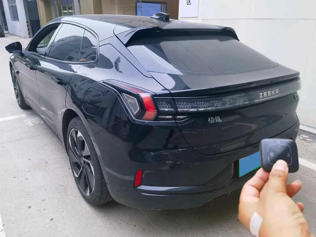 2022 Zeekr 001 BEV 86KWH,autocango,china used car exporter,china ev exporter,chinese used car exporter,chinese used ev exporter