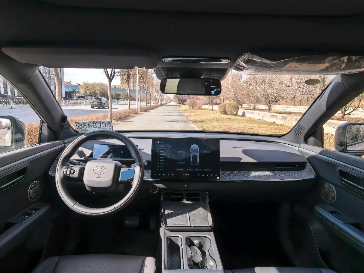 2025 Toyota BZ3X BEV 58.37KWH,autocango,china used car exporter,china ev exporter,chinese used car exporter,chinese used ev exporter