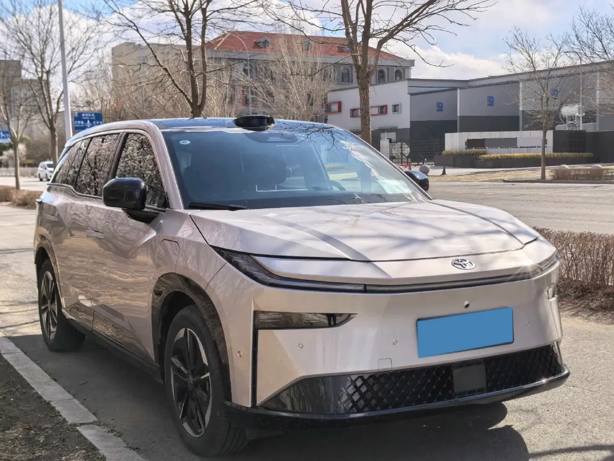 2025 Toyota BZ3X BEV 58.37KWH,autocango,china used car exporter,china ev exporter,chinese used car exporter,chinese used ev exporter