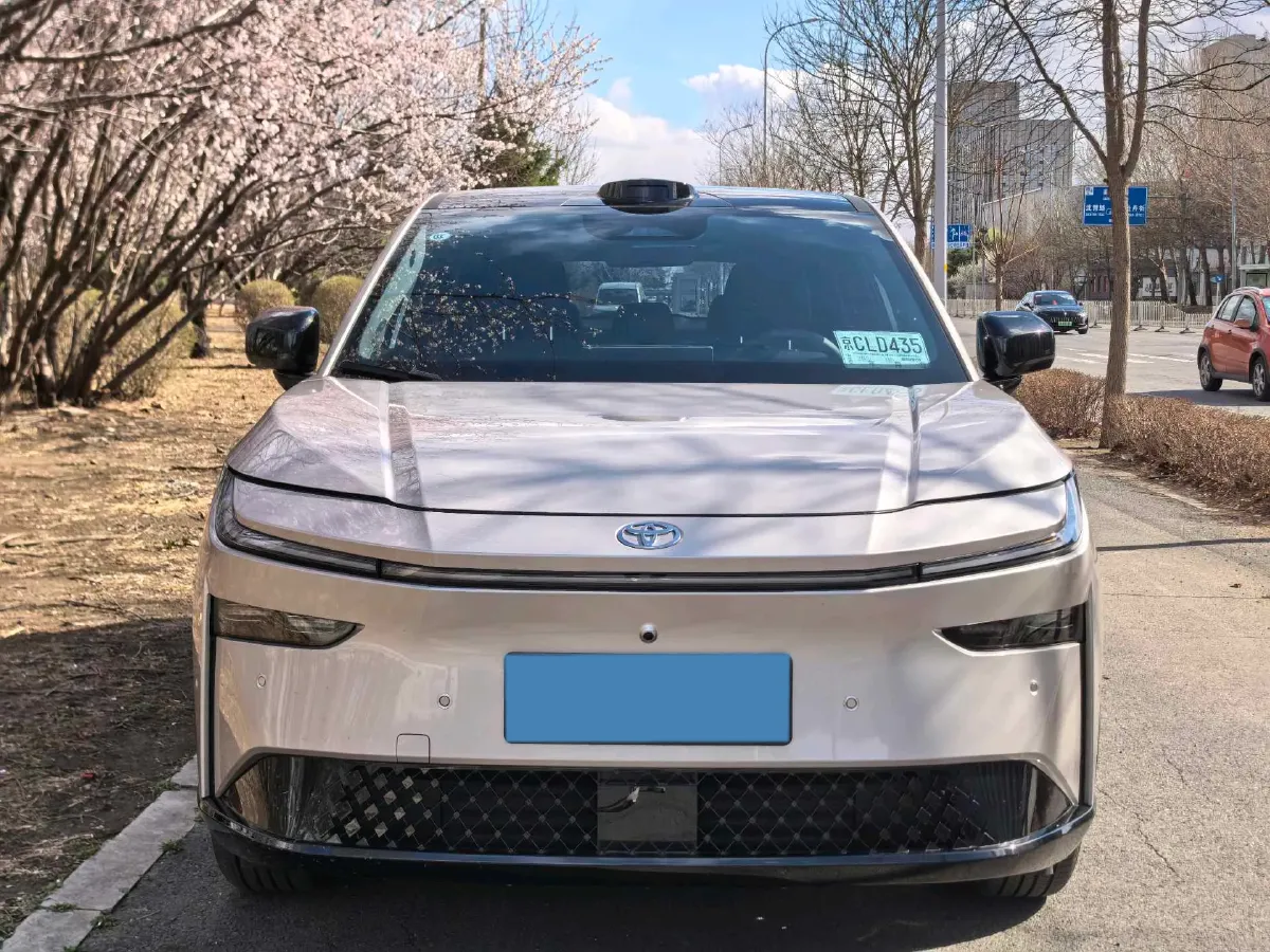 2025 Toyota BZ3X BEV 58.37KWH,autocango,china used car exporter,china ev exporter,chinese used car exporter,chinese used ev exporter