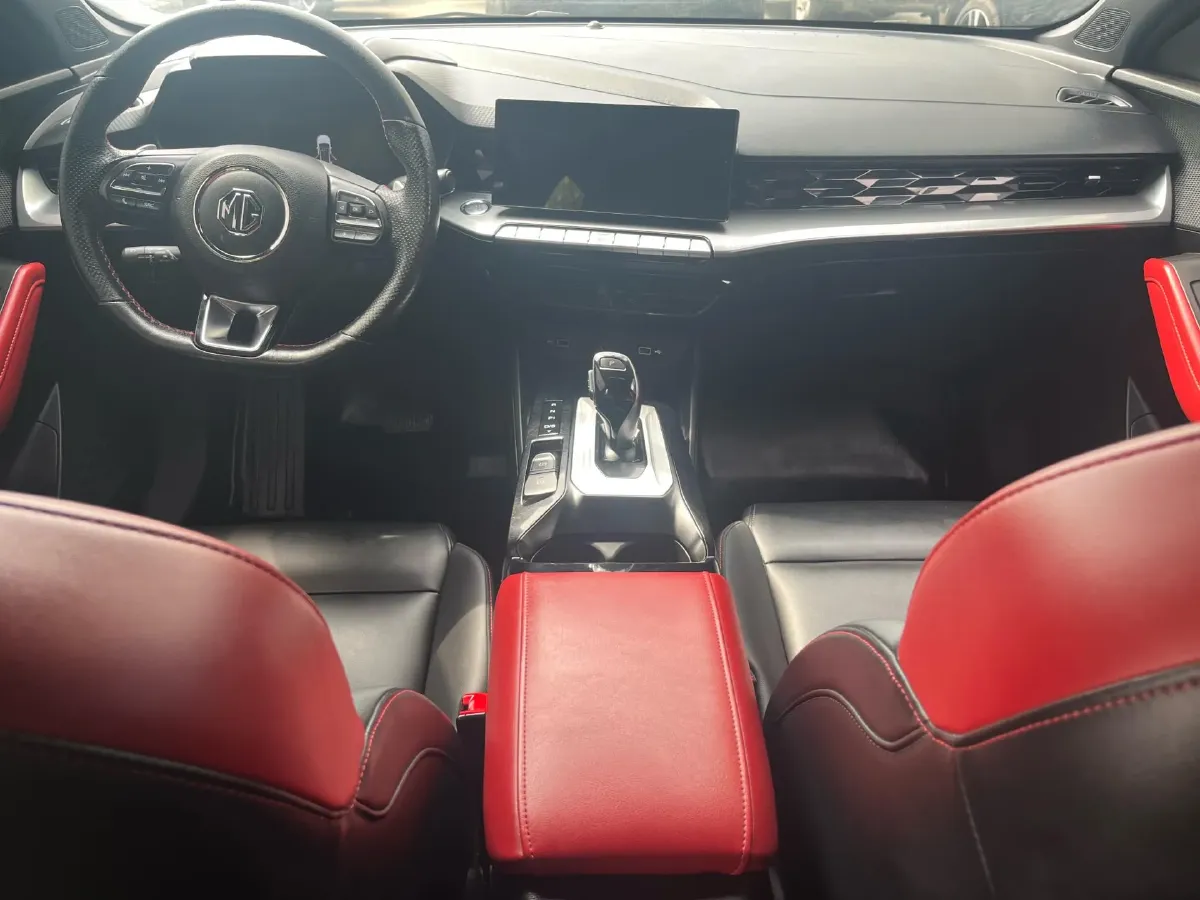 2021 MG 5 1.5T 173HP L4 7DCT,autocango,china used car exporter,china ev exporter,chinese used car exporter,chinese used ev exporter