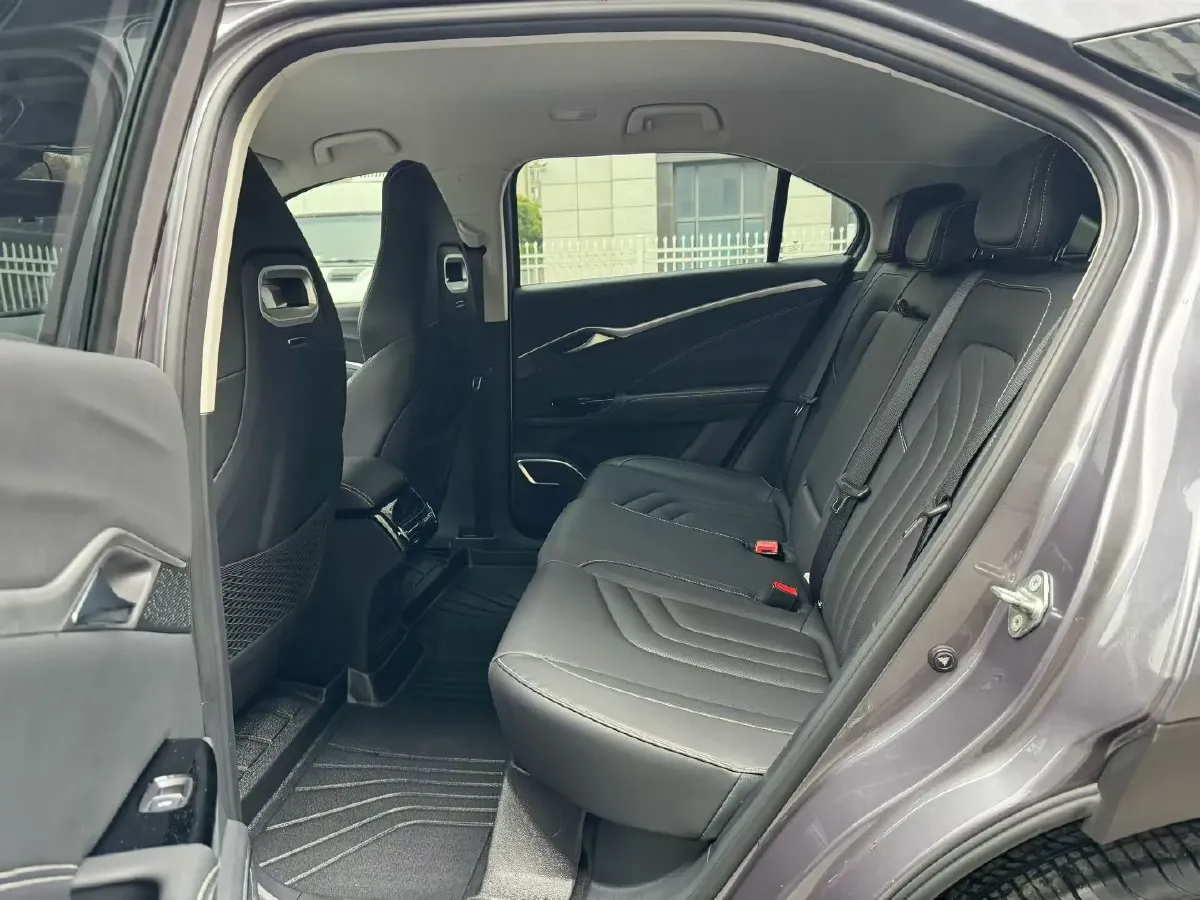 2022 GAC Trumpchi GS3 1.5T 169HP L4 6AT,autocango,china used car exporter,china ev exporter,chinese used car exporter,chinese used ev exporter