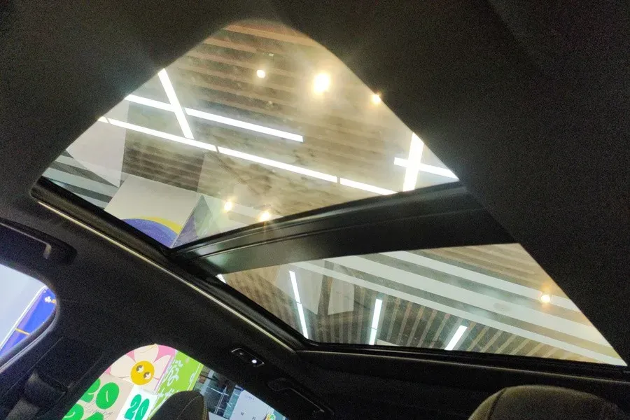 2022 LYNK&CO 03 2.0T 190HP L4 7DCT,autocango,china used car exporter,china ev exporter,chinese used car exporter,chinese used ev exporter