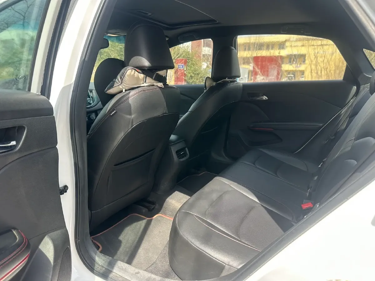 2020 Chevrolet Monza 1.3T 163HP L3 6AT,autocango,china used car exporter,china ev exporter,chinese used car exporter,chinese used ev exporter