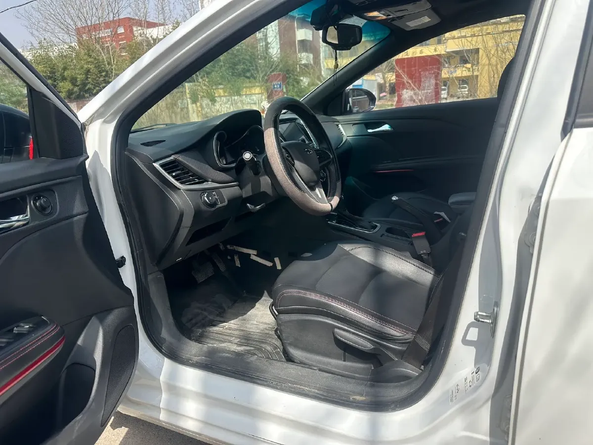 2020 Chevrolet Monza 1.3T 163HP L3 6AT,autocango,china used car exporter,china ev exporter,chinese used car exporter,chinese used ev exporter