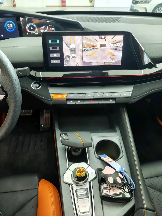 2024 ChangAn UNI-V 1.5T 188HP L4 7DCT,autocango,china used car exporter,china ev exporter,chinese used car exporter,chinese used ev exporter