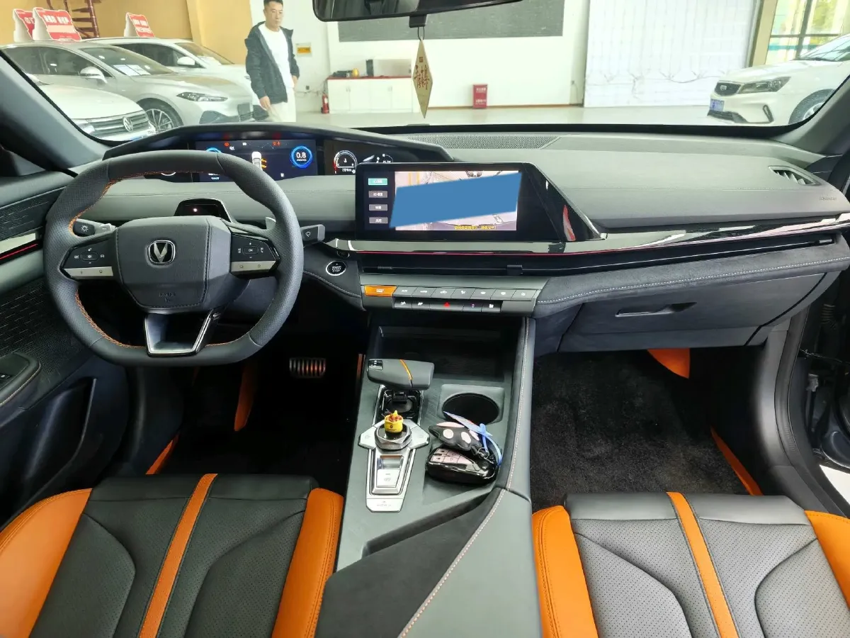 2024 ChangAn UNI-V 1.5T 188HP L4 7DCT,autocango,china used car exporter,china ev exporter,chinese used car exporter,chinese used ev exporter