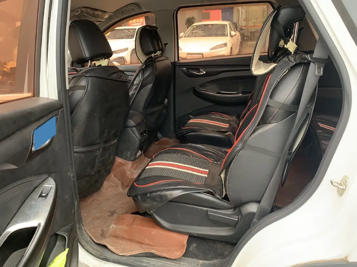 2018 WuLing HongGuang S3 1.5L 112HP L4 6MT,autocango,china used car exporter,china ev exporter,chinese used car exporter,chinese used ev exporter