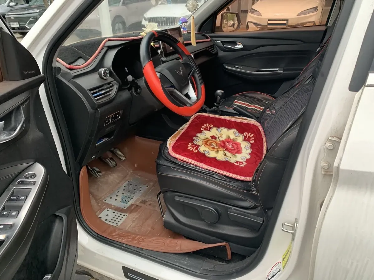 2018 WuLing HongGuang S3 1.5L 112HP L4 6MT,autocango,china used car exporter,china ev exporter,chinese used car exporter,chinese used ev exporter