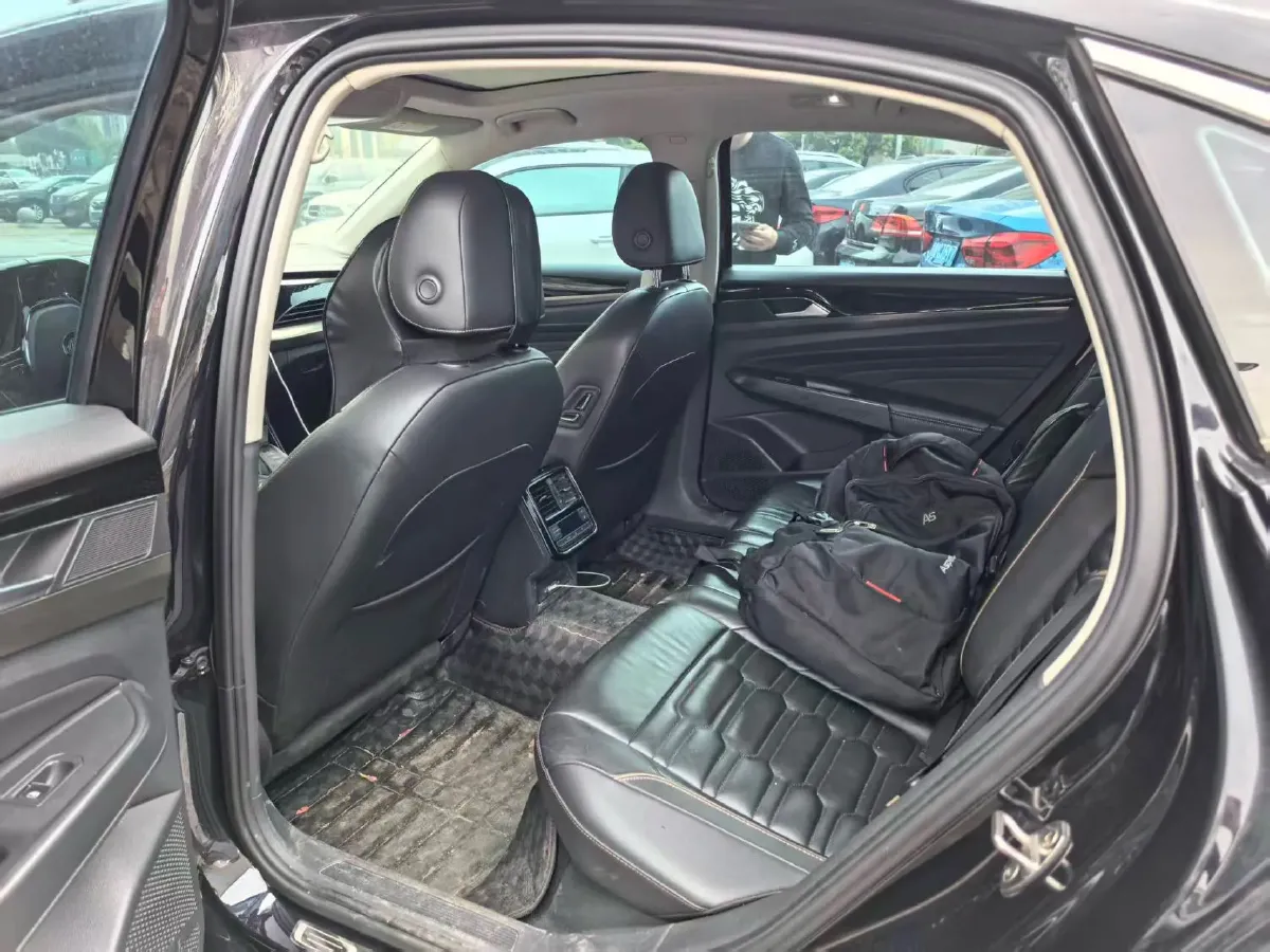 2019 Skoda Kodiak 2.0T 186HP L4 7DCT,autocango,china used car exporter,china ev exporter,chinese used car exporter,chinese used ev exporter