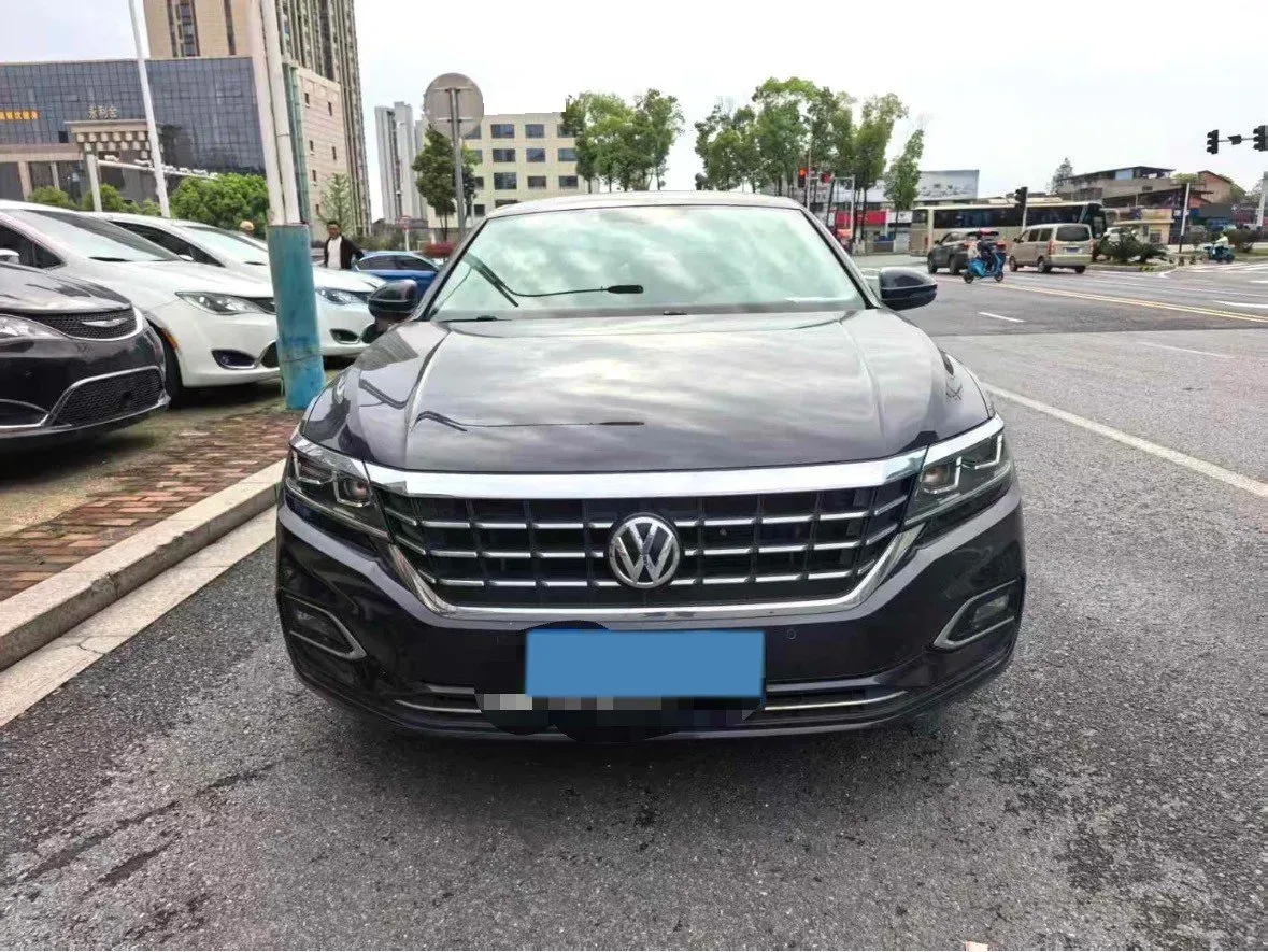 2019 Skoda Kodiak 2.0T 186HP L4 7DCT,autocango,china used car exporter,china ev exporter,chinese used car exporter,chinese used ev exporter