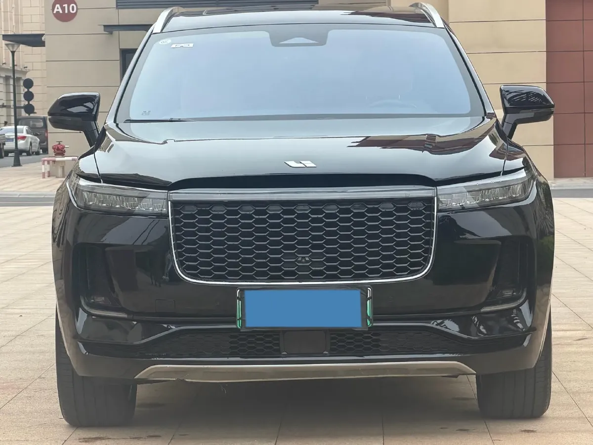2021 Li ONE Range Extended 131HP REEV 40.5KWH,autocango,china used car exporter,china ev exporter,chinese used car exporter,chinese used ev exporter