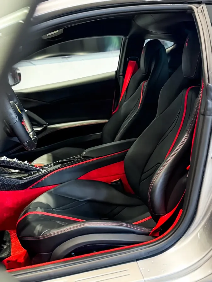 2017 Ferrari 812 6.5L 800HP V12 7DCT,autocango,china used car exporter,china ev exporter,chinese used car exporter,chinese used ev exporter