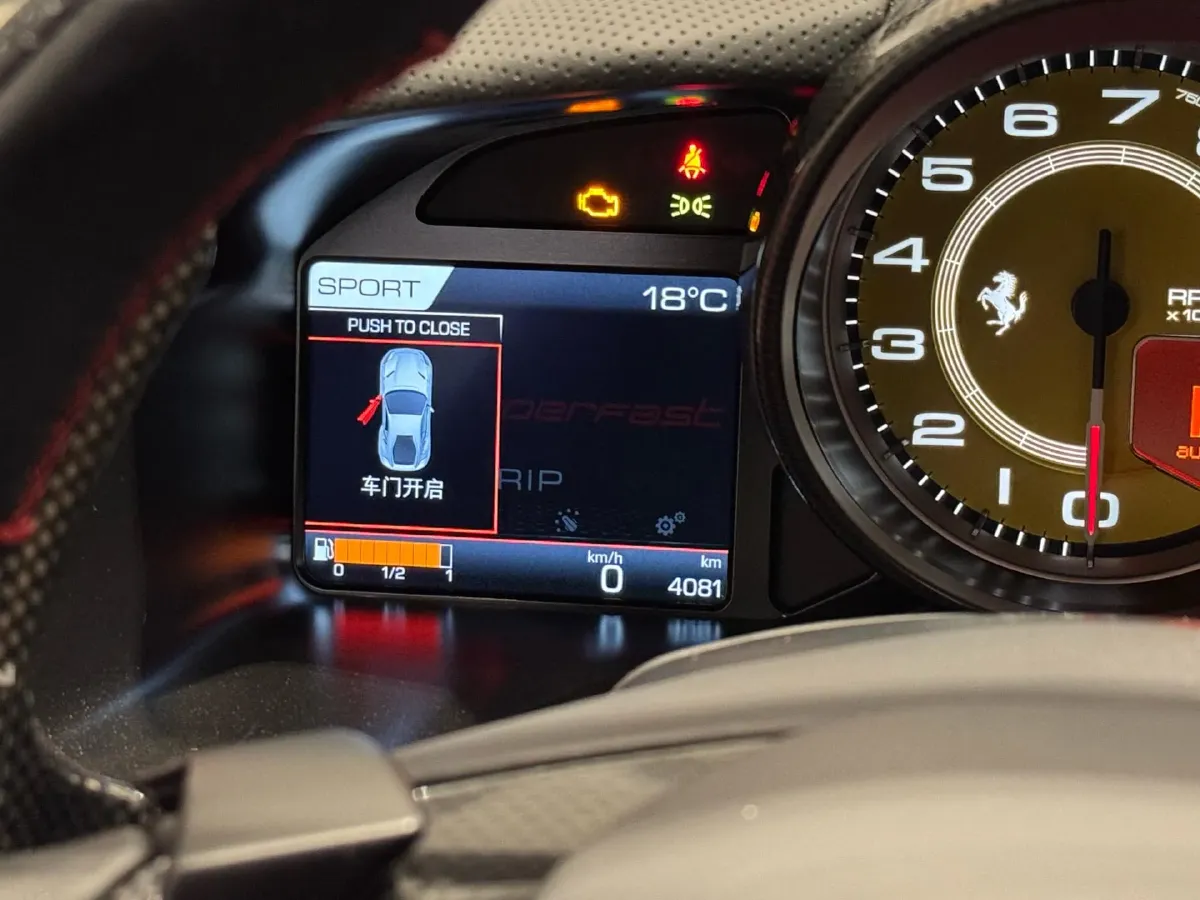 2017 Ferrari 812 6.5L 800HP V12 7DCT,autocango,china used car exporter,china ev exporter,chinese used car exporter,chinese used ev exporter