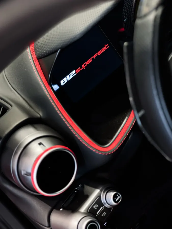 2017 Ferrari 812 6.5L 800HP V12 7DCT,autocango,china used car exporter,china ev exporter,chinese used car exporter,chinese used ev exporter