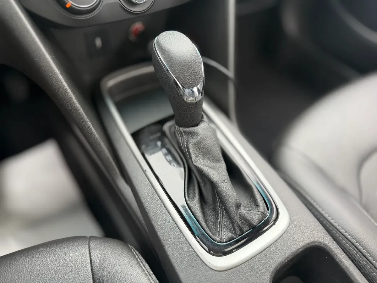 2016 Chevrolet Cavalier 1.5L 113HP L4 6AT,autocango,china used car exporter,china ev exporter,chinese used car exporter,chinese used ev exporter