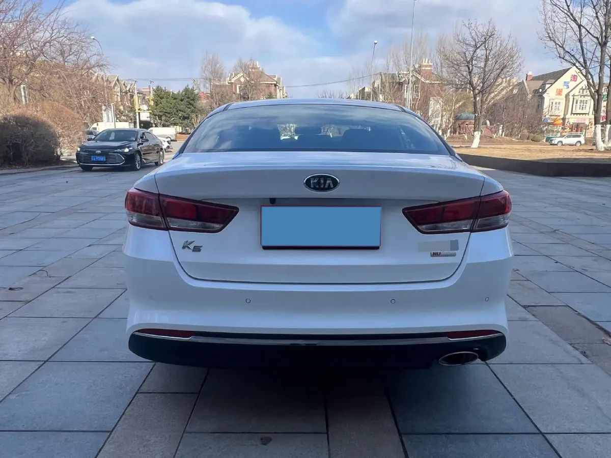 2019 Kia K5 2.0L 161HP L4 6AT,autocango,china used car exporter,china ev exporter,chinese used car exporter,chinese used ev exporter