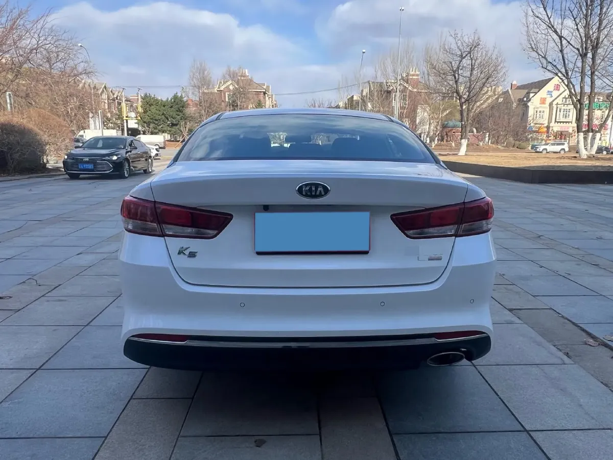 2019 Kia K5 2.0L 161HP L4 6AT,autocango,china used car exporter,china ev exporter,chinese used car exporter,chinese used ev exporter