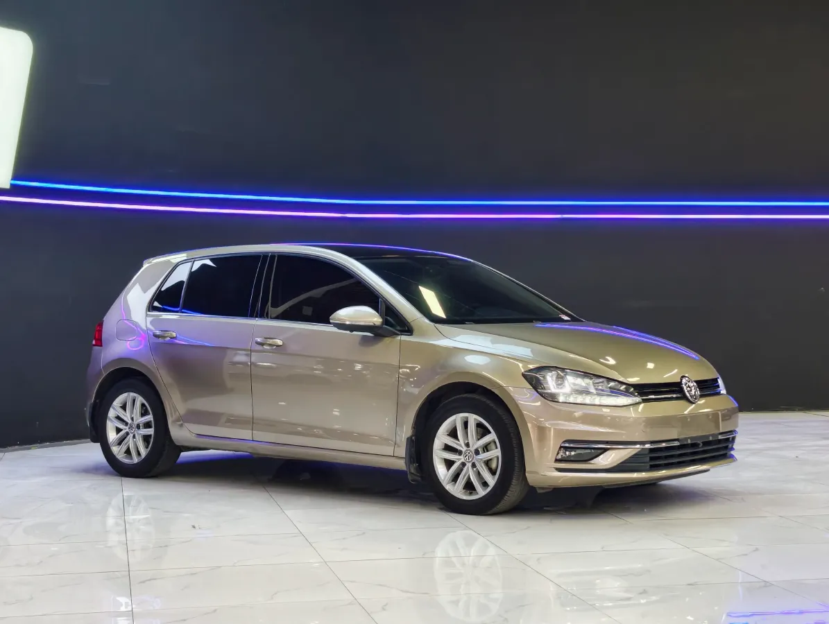 2018 Volkswagen Golf 1.4T 131HP L4 7DCT,autocango,china used car exporter,china ev exporter,chinese used car exporter,chinese used ev exporter