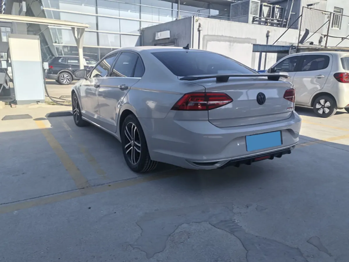 2021 Volkswagen Lamando 1.4T 150HP L4 7DCT,autocango,china used car exporter,china ev exporter,chinese used car exporter,chinese used ev exporter