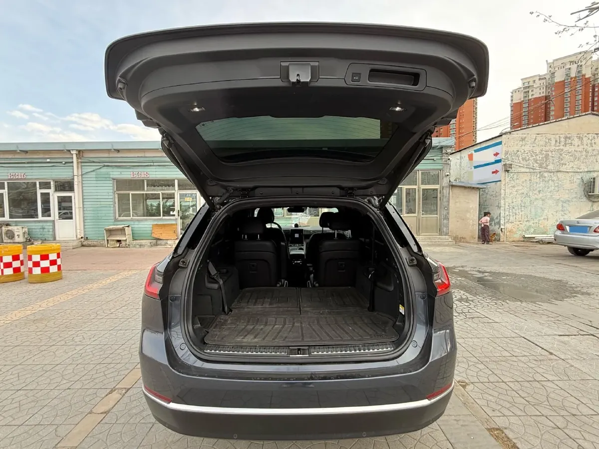 2020 NIO ES8 BEV 100KWH,autocango,china used car exporter,china ev exporter,chinese used car exporter,chinese used ev exporter