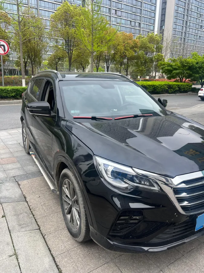 2020 Jetour X70 1.5T 156HP L4 6MT,autocango,china used car exporter,china ev exporter,chinese used car exporter,chinese used ev exporter