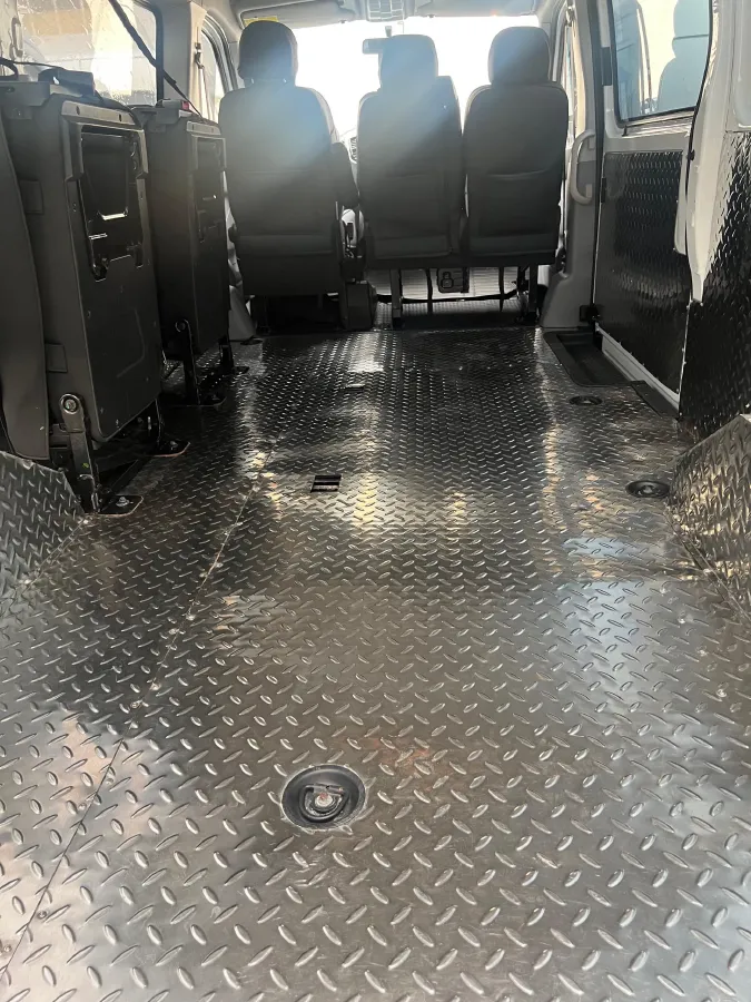 2020 MAXUS XinTu V80 2.5T 136HP L4 6MT,autocango,china used car exporter,china ev exporter,chinese used car exporter,chinese used ev exporter