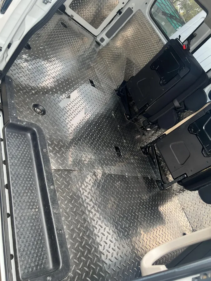 2020 MAXUS XinTu V80 2.5T 136HP L4 6MT,autocango,china used car exporter,china ev exporter,chinese used car exporter,chinese used ev exporter