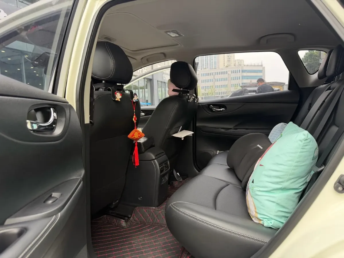 2021 Nissan Tiida 1.6L 122HP L4 CVT,autocango,china used car exporter,china ev exporter,chinese used car exporter,chinese used ev exporter