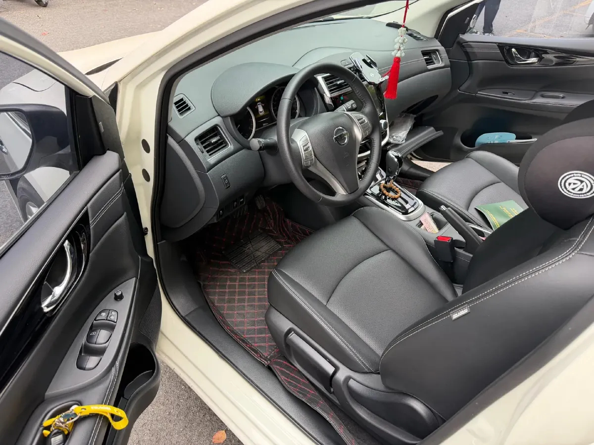 2021 Nissan Tiida 1.6L 122HP L4 CVT,autocango,china used car exporter,china ev exporter,chinese used car exporter,chinese used ev exporter