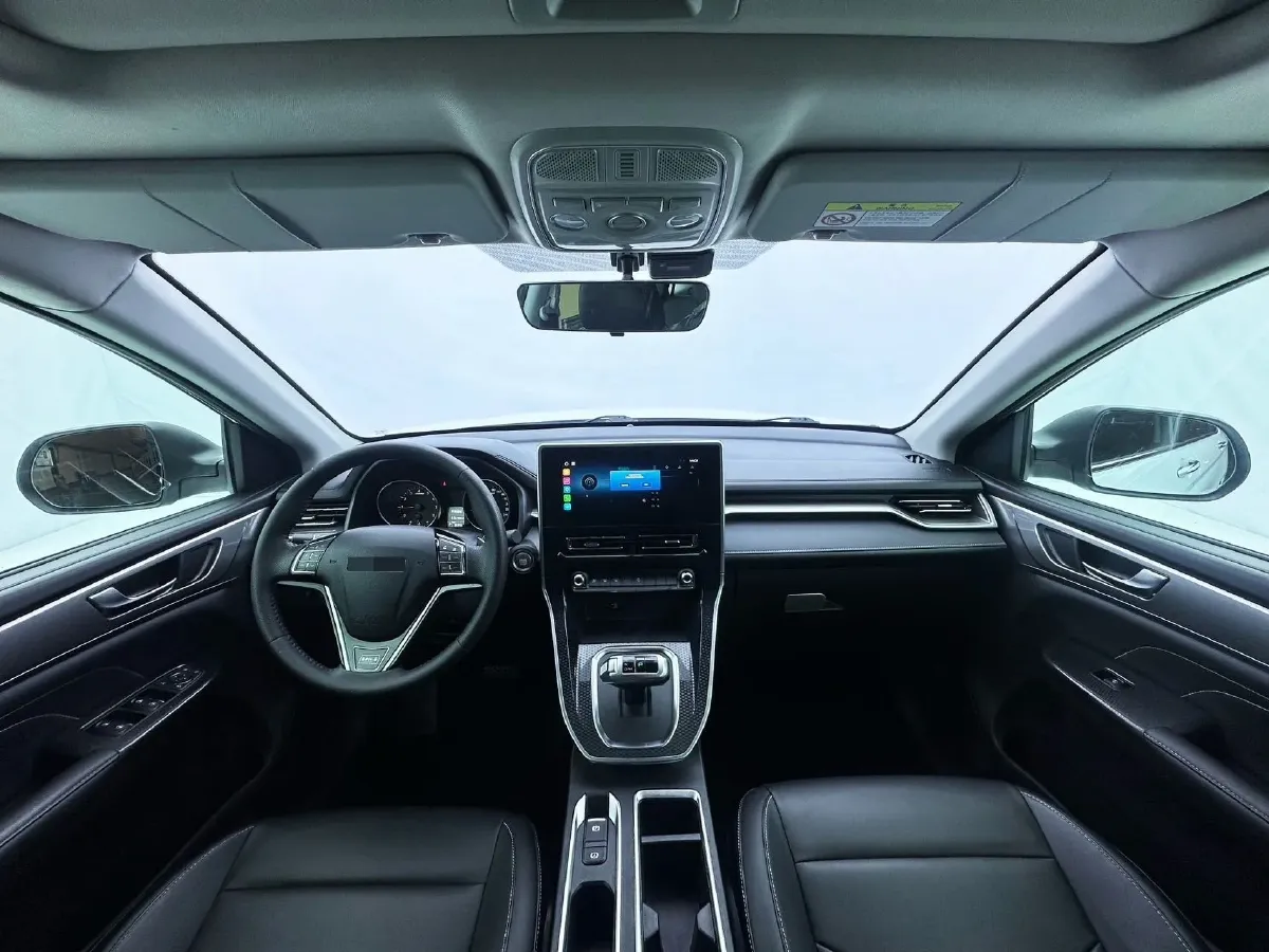 2021 Haval M6 1.5T 150HP L4 7DCT,autocango,china used car exporter,china ev exporter,chinese used car exporter,chinese used ev exporter