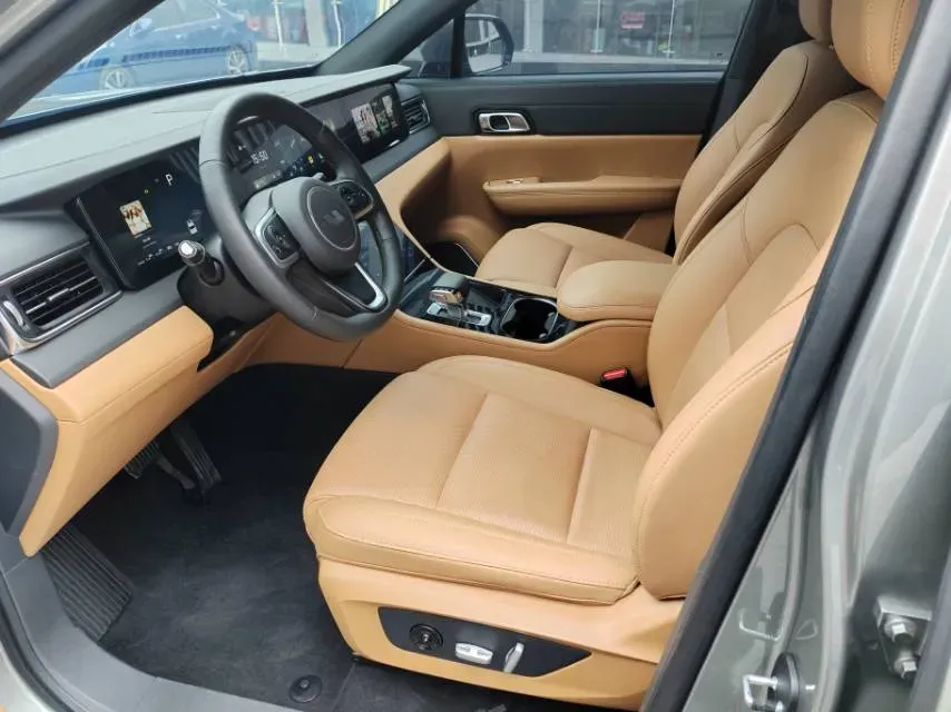 2020 Li ONE Range Extended 131HP REEV 40.5KWH,autocango,china used car exporter,china ev exporter,chinese used car exporter,chinese used ev exporter