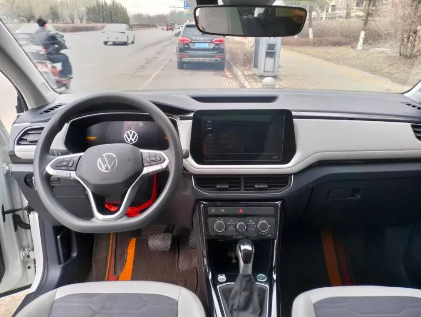 2025 Volkswagen Tharu 1.5L 110HP L4 6AT,autocango,china used car exporter,china ev exporter,chinese used car exporter,chinese used ev exporter