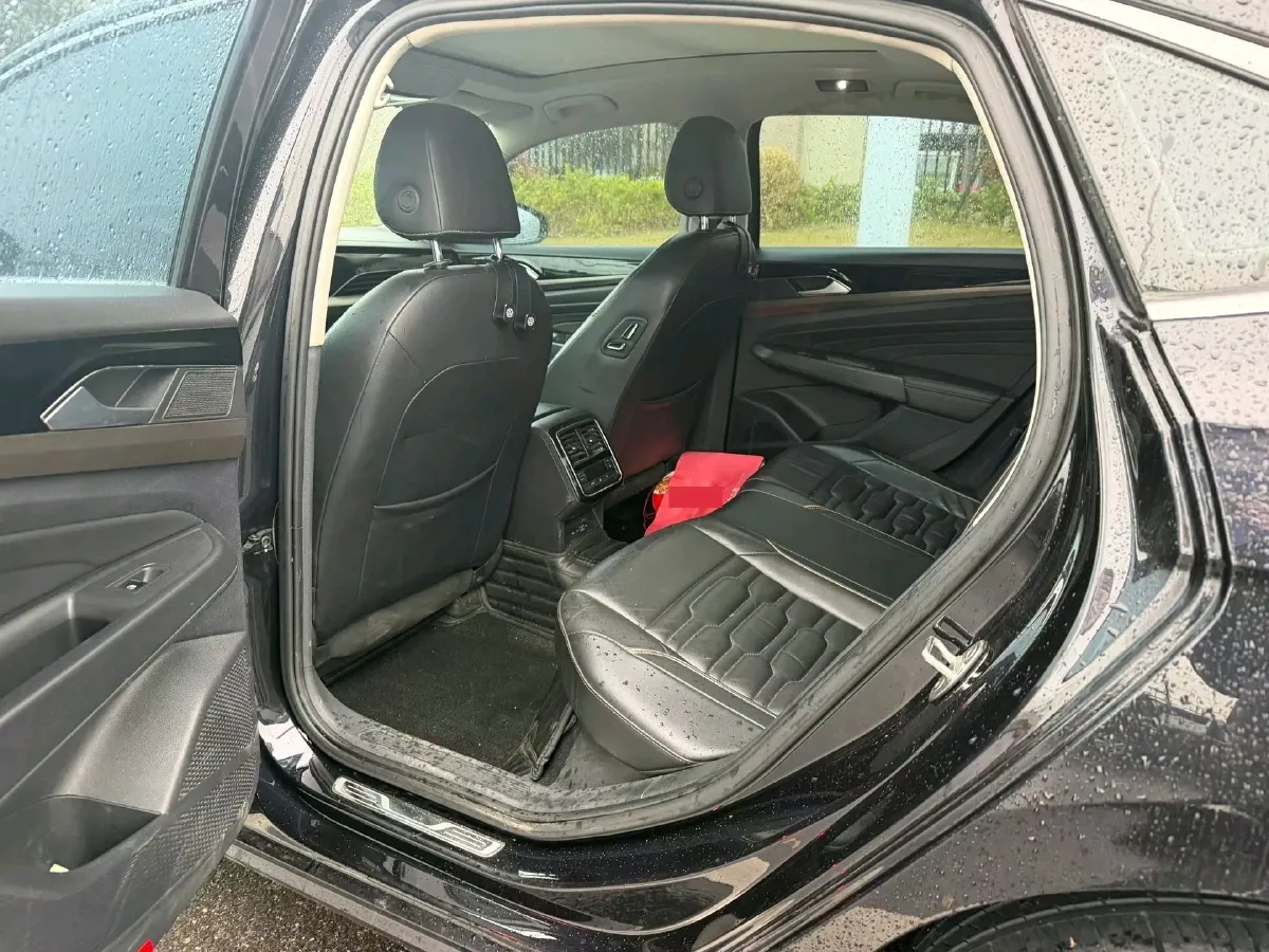 2020 Volkswagen Passat 2.0T 186HP L4 7DCT,autocango,china used car exporter,china ev exporter,chinese used car exporter,chinese used ev exporter