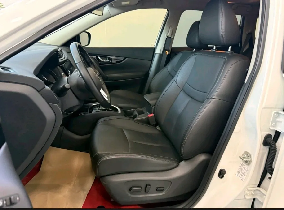 2022 Nissan X-Trail 2.0L 151HP L4 CVT,autocango,china used car exporter,china ev exporter,chinese used car exporter,chinese used ev exporter