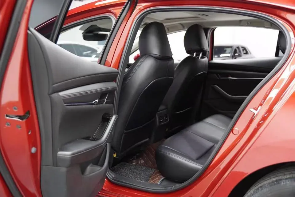 2021 Mazda 3 Axela 2.0L 158HP L4 6AT,autocango,china used car exporter,china ev exporter,chinese used car exporter,chinese used ev exporter