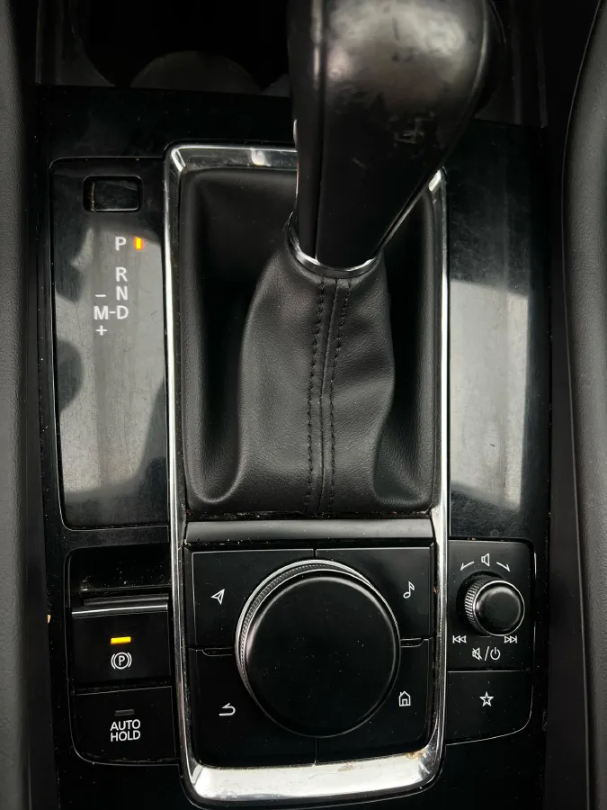 2020 Mazda 3 Axela 2.0L 158HP L4 6AT,autocango,china used car exporter,china ev exporter,chinese used car exporter,chinese used ev exporter