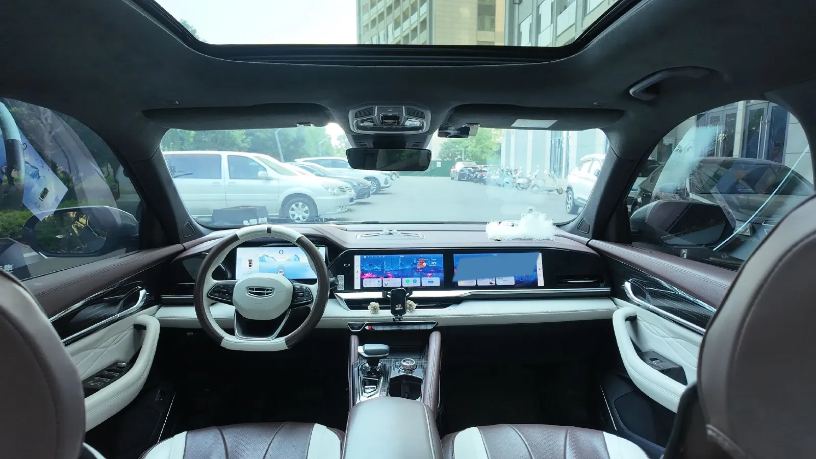 2021 Geely Monjaro 2.0T 218HP L4 7DCT,autocango,china used car exporter,china ev exporter,chinese used car exporter,chinese used ev exporter