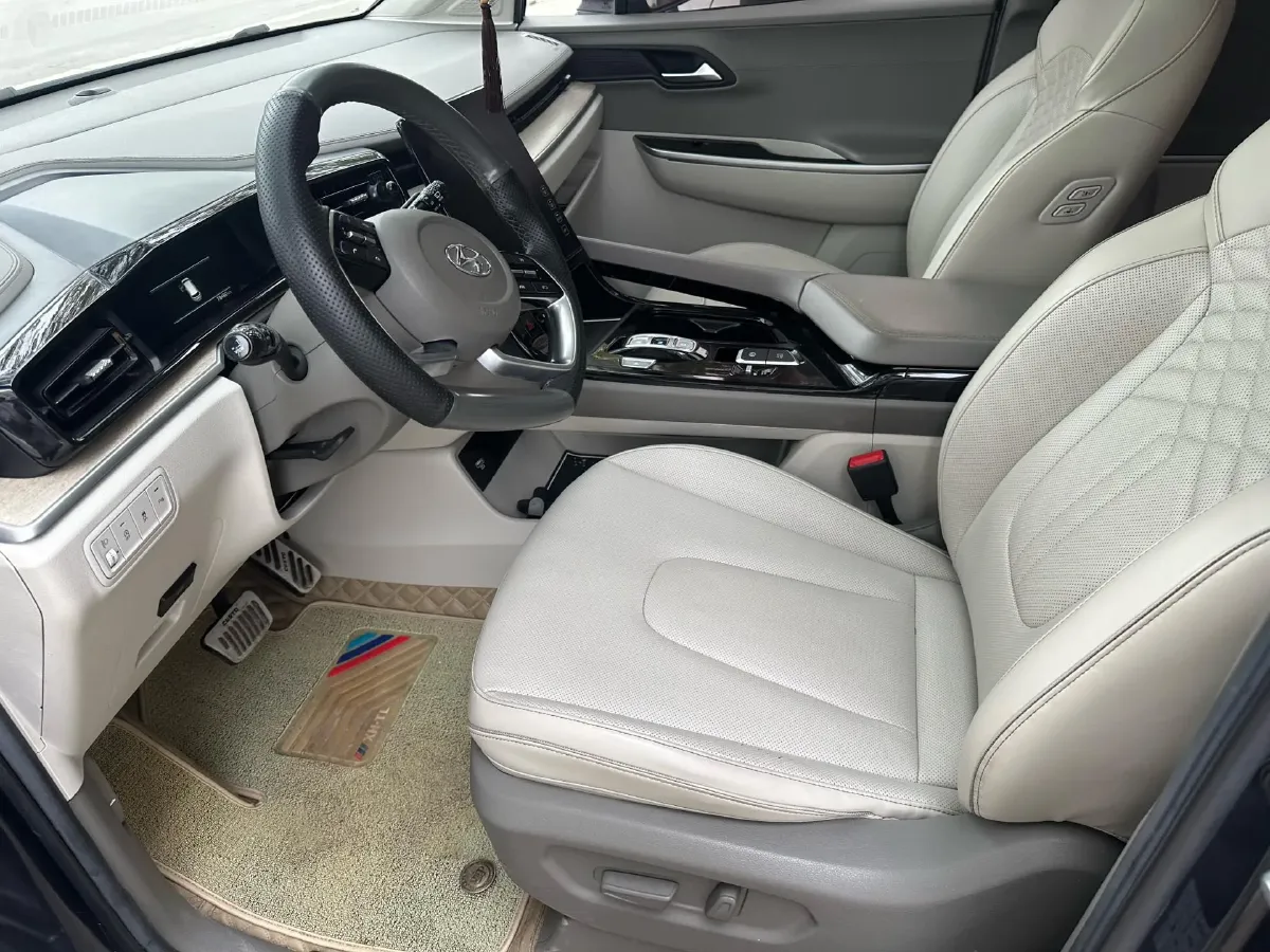 2021 Hyundai Custo 1.5T 170HP L4 8AT,autocango,china used car exporter,china ev exporter,chinese used car exporter,chinese used ev exporter