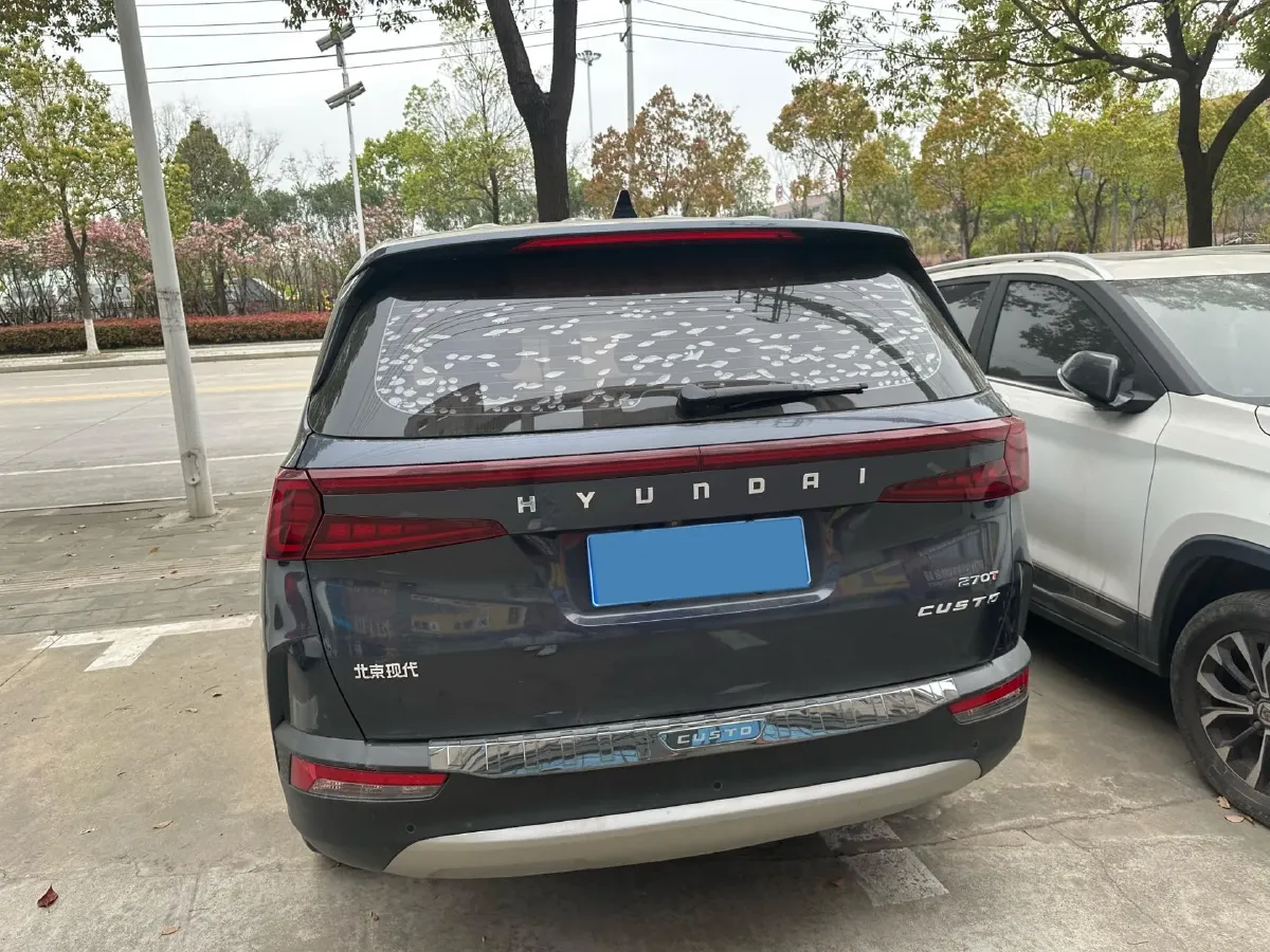 2021 Hyundai Custo 1.5T 170HP L4 8AT,autocango,china used car exporter,china ev exporter,chinese used car exporter,chinese used ev exporter