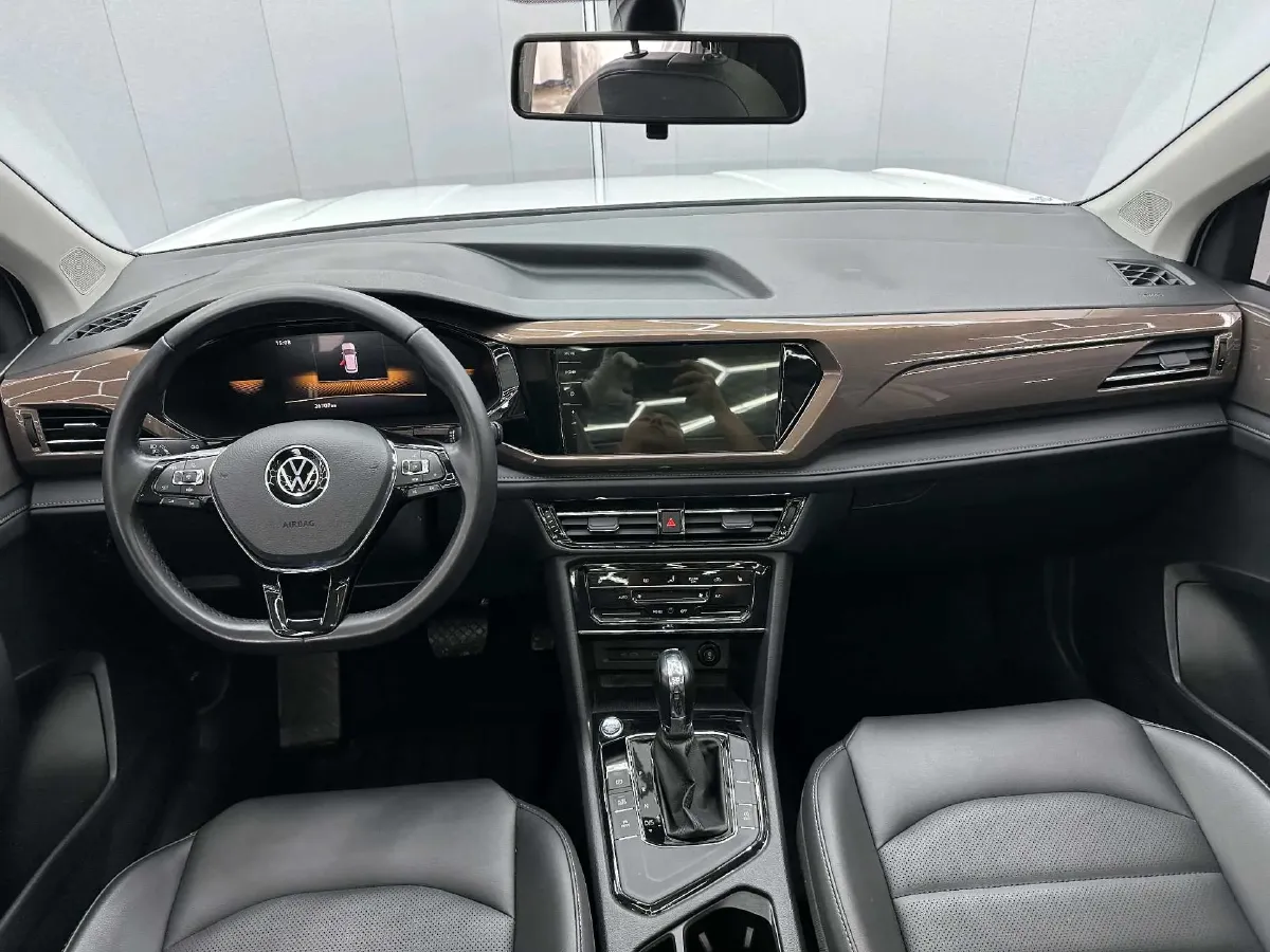 2022 Volkswagen Tharu 1.4T 150HP L4 7DCT,autocango,china used car exporter,china ev exporter,chinese used car exporter,chinese used ev exporter