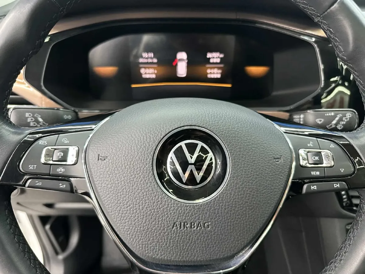 2022 Volkswagen Tharu 1.4T 150HP L4 7DCT,autocango,china used car exporter,china ev exporter,chinese used car exporter,chinese used ev exporter