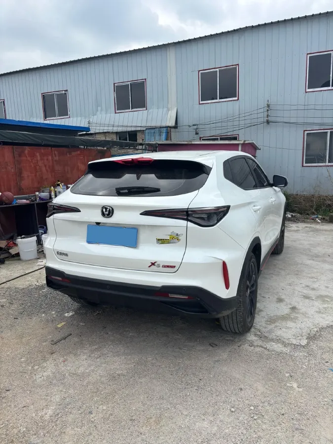 2025 ChangAn X5 PLUS 1.5T 188HP L4 7DCT,autocango,china used car exporter,china ev exporter,chinese used car exporter,chinese used ev exporter