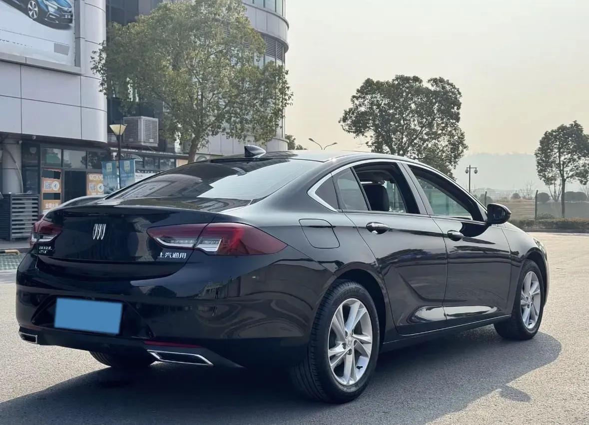 2025 Buick Regal 1.5T 169HP L4 9AT,autocango,china used car exporter,china ev exporter,chinese used car exporter,chinese used ev exporter