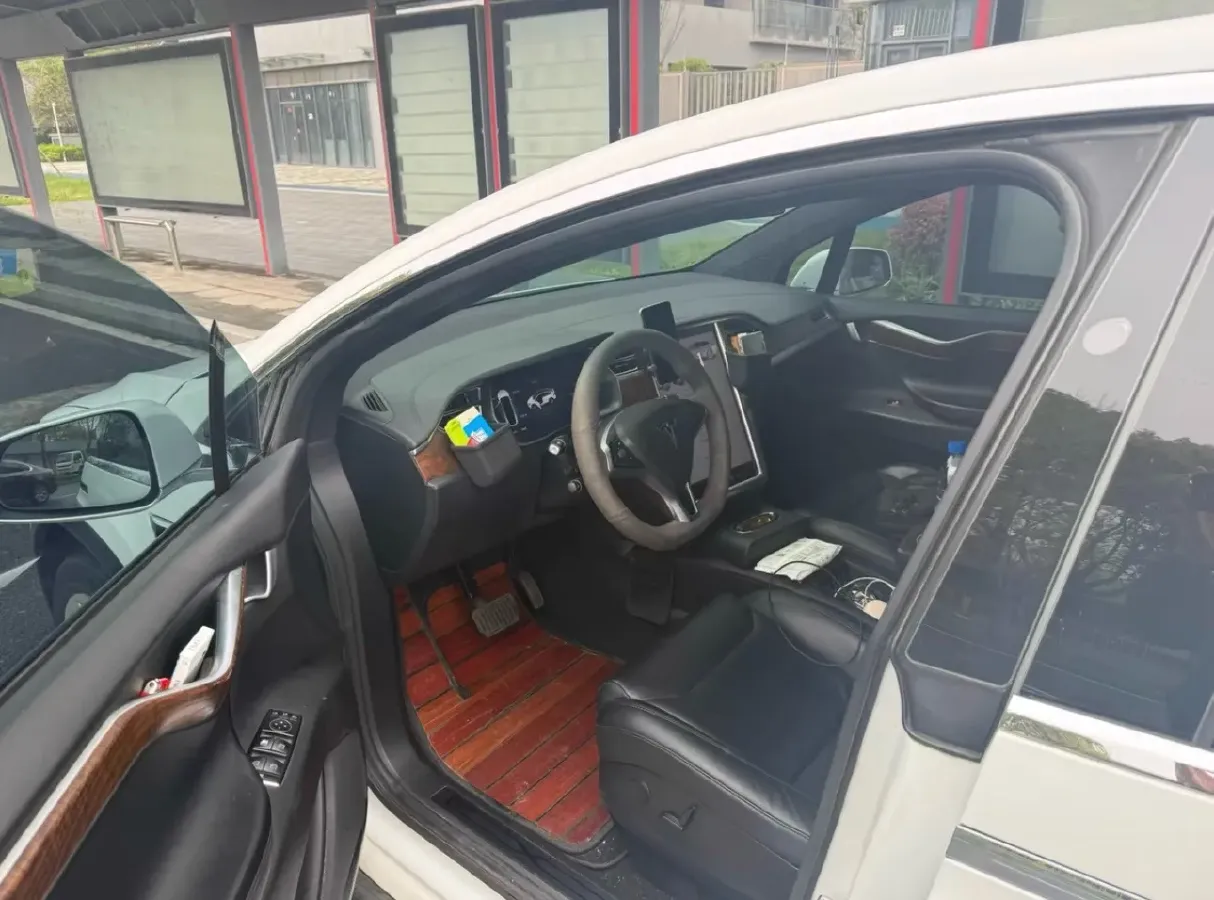 2017 Tesla Model X BEV 100KWH,autocango,china used car exporter,china ev exporter,chinese used car exporter,chinese used ev exporter