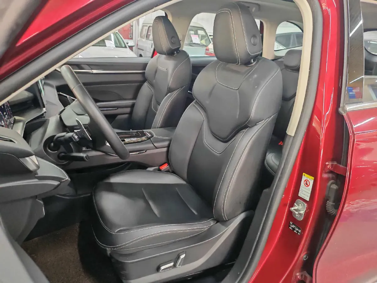 2021 Haval H6 1.5T 169HP L4 7DCT,autocango,china used car exporter,china ev exporter,chinese used car exporter,chinese used ev exporter