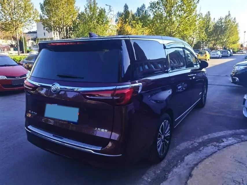 2022 Buick GL8 2.0T 237HP L4 9AT,autocango,china used car exporter,china ev exporter,chinese used car exporter,chinese used ev exporter