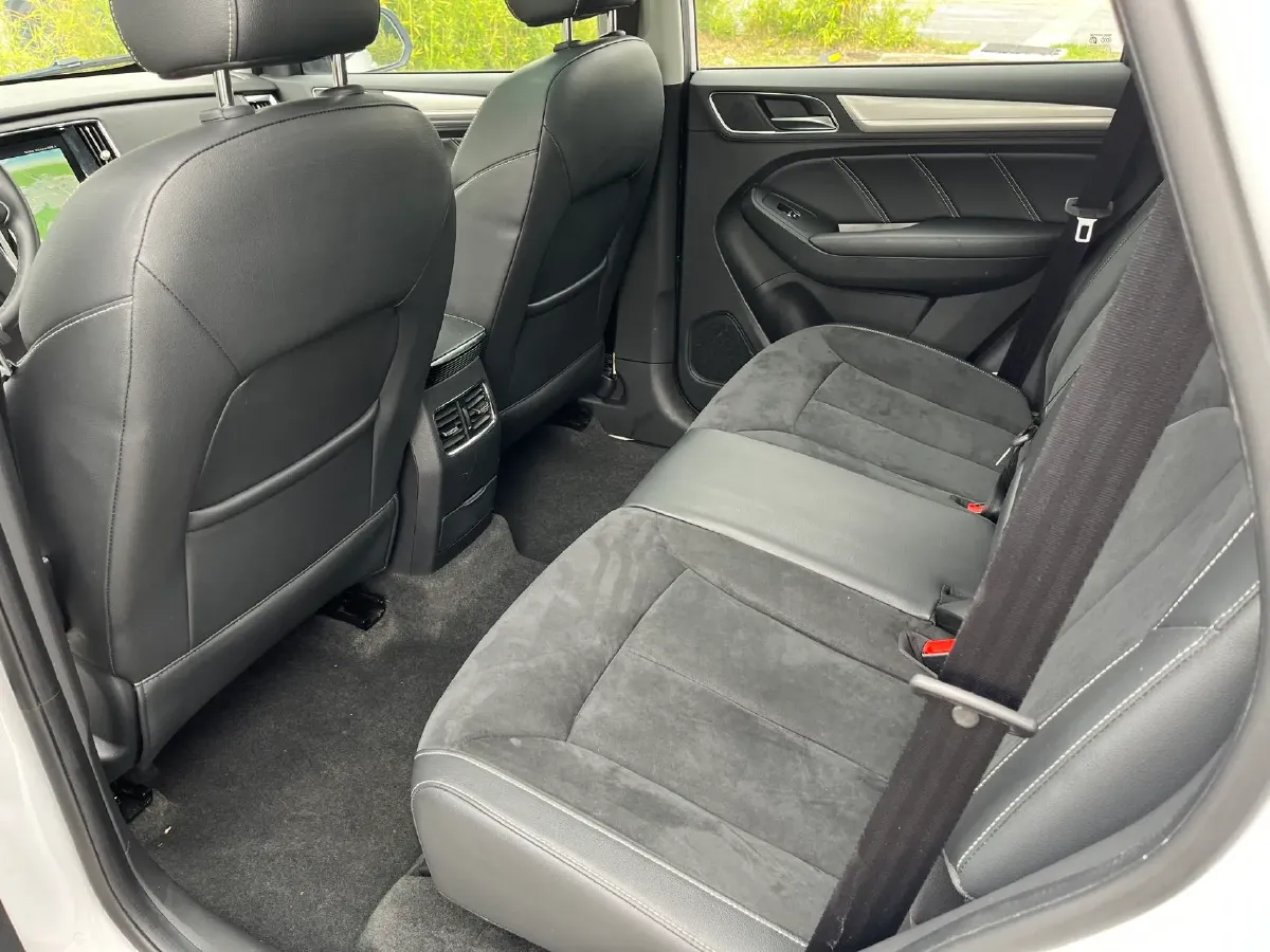 2017 Roewe RX5 1.5T 169HP L4 2AT PHEV 12KWH,autocango,china used car exporter,china ev exporter,chinese used car exporter,chinese used ev exporter