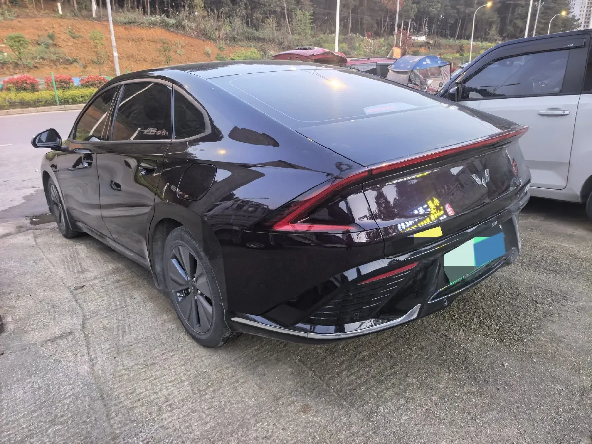 2023 WuLing XingGuang 1.5L 106HP L4 E-CVT PHEV 9.5KWH,autocango,china used car exporter,china ev exporter,chinese used car exporter,chinese used ev exporter